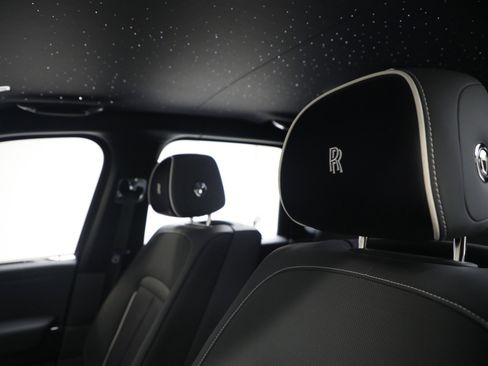 Certified 2025 Rolls-Royce Cullinan Black Badge image 28