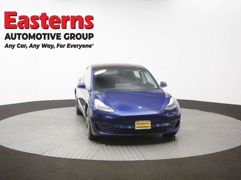 Used 2018 Tesla Model 3 Long Range RWD image 46