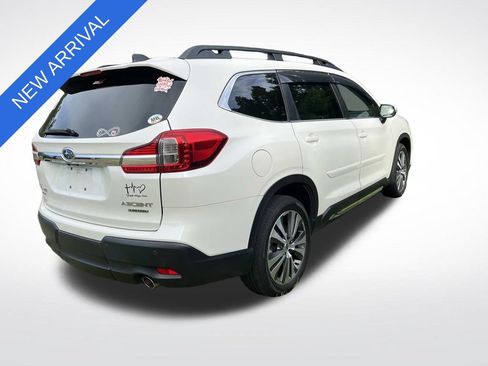 Used 2022 Subaru Ascent Limited w/ Technology Package AWD/4WD image 2