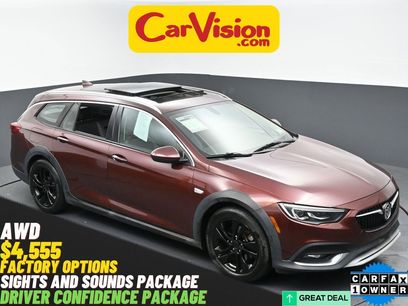 Used 2018 Buick Regal Essence w/ Driver Confidence Package #1