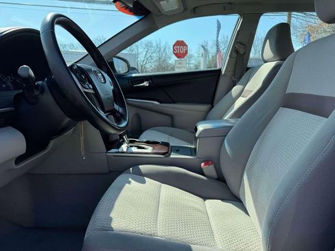Used 2013 Toyota Camry XLE w/ Preferred Accessory Pkg image 13