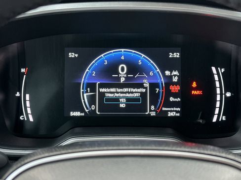 Used 2023 Toyota Corolla Cross XLE image 24