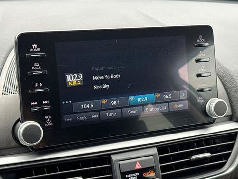 Used 2021 Honda Accord EX-L image 19