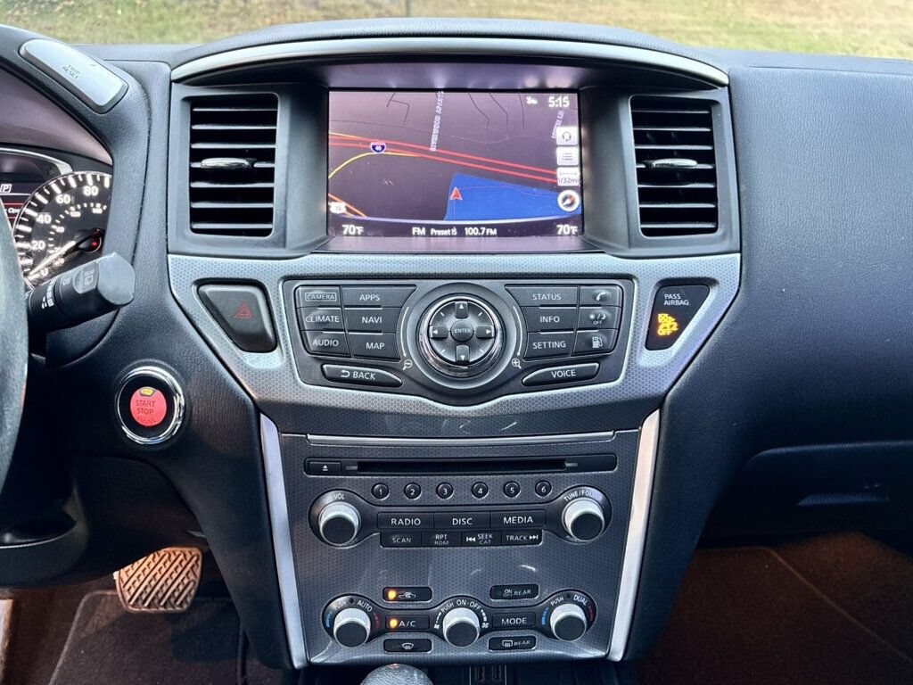 Used 2018 Nissan Pathfinder SL FWD image 27