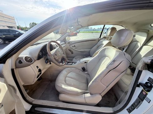 Used 2006 Mercedes-Benz CLK 350 Cabriolet w/ Premium Pkg image 10