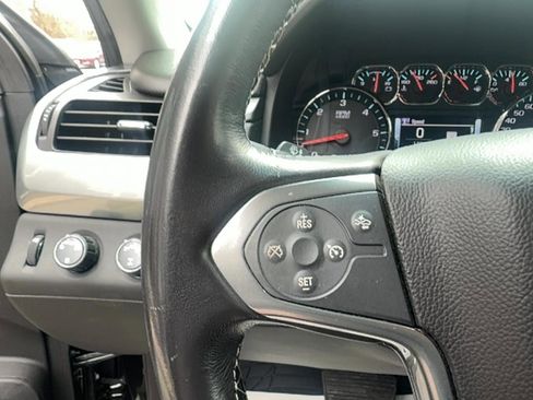 Used 2018 Chevrolet Tahoe LT image 30