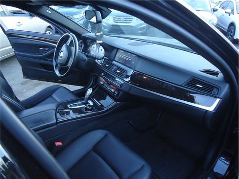 Used 2013 BMW 535i xDrive Sedan AWD/4WD image 19