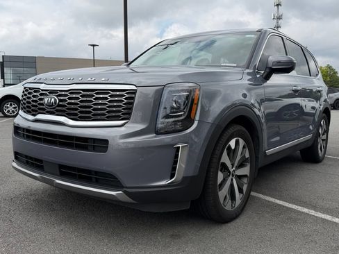 Used 2020 Kia Telluride S w/ S 8 Passenger Seating Package AWD/4WD image 3