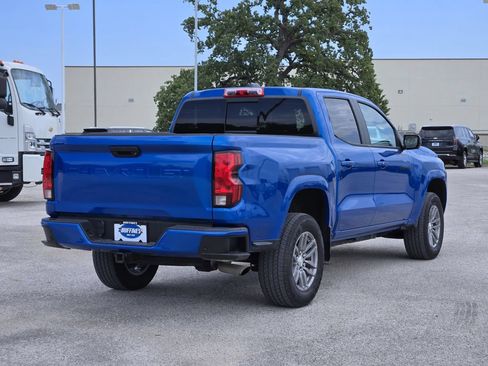 Used 2023 Chevrolet Colorado LT w/ LT Convenience Package II RWD image 7