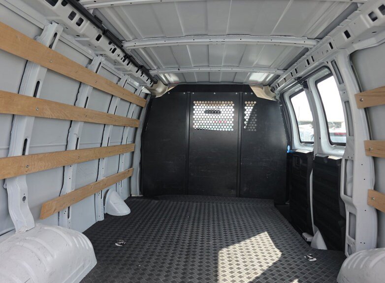 Used 2025 GMC Savana 2500 w/ Driver Convenience Package RWD image 3