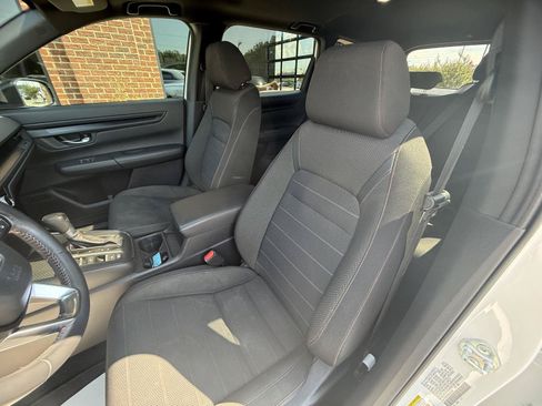 Used 2025 Honda CR-V Sport image 14