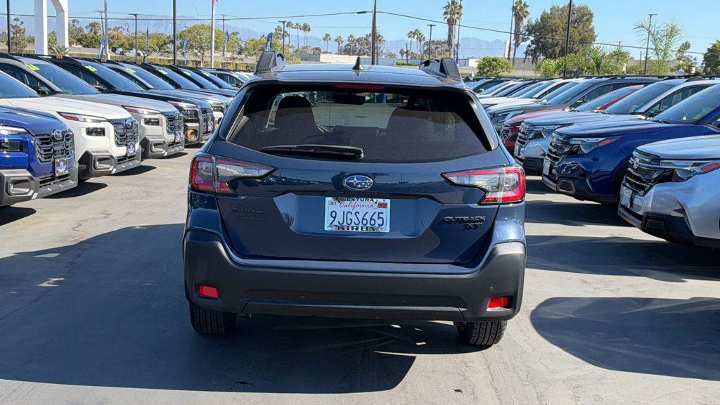 Certified 2024 Subaru Outback Onyx Edition XT AWD/4WD image 5