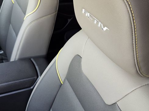 New 2026 Chevrolet Trax ACTIV w/ Sunroof Package image 27