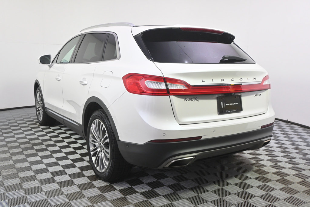 Used 2018 Lincoln MKX Reserve AWD/4WD image 4