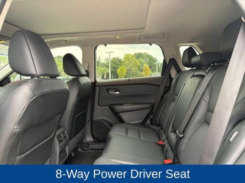 Used 2022 Nissan Rogue SV w/ SV Premium Package FWD image 18