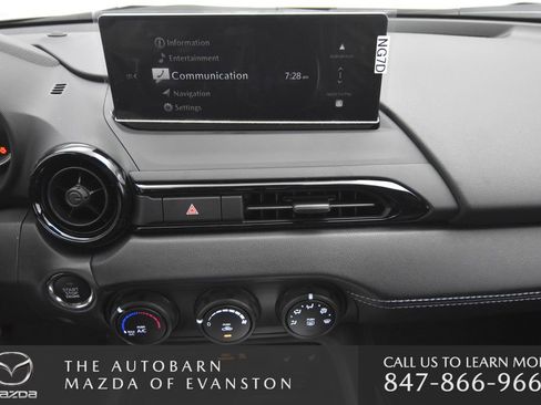 New 2026 MAZDA MX-5 Miata Club w/ Weather Package RWD image 32