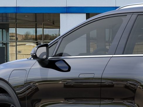 New 2026 Chevrolet Equinox EV LT w/ LPO, Blackout Package FWD image 13