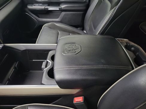 Used 2020 RAM 1500 Laramie image 31