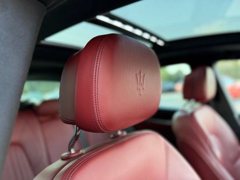 Used 2022 Maserati Levante Modena AWD/4WD image 44