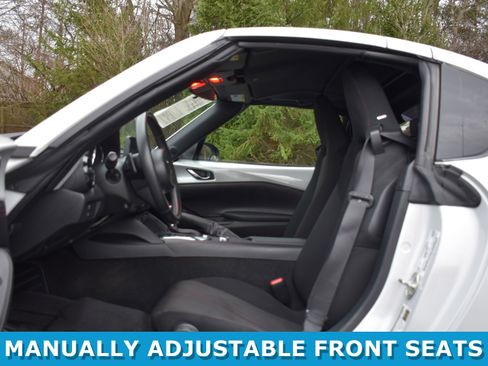 Used 2018 MAZDA MX-5 Miata RF Club image 4