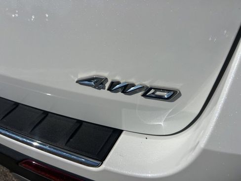 Certified 2021 Ford Explorer King Ranch w/ Premium Technology Package image 29