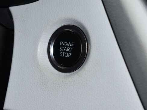 Used 2020 Toyota Corolla XSE FWD image 26