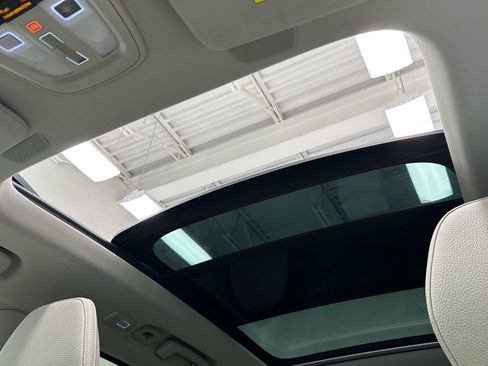 Used 2024 Volvo XC90 B5 Plus w/ Protection Package Premier image 42