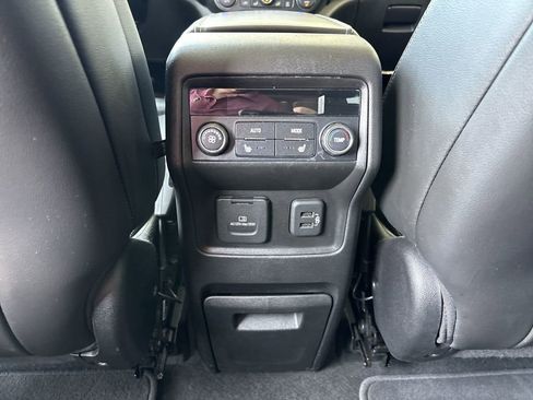 Certified 2019 GMC Acadia Denali w/ Technology Package image 22