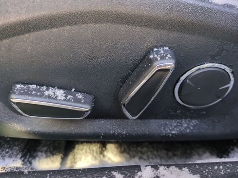 Used 2020 Ford Fusion SEL image 15