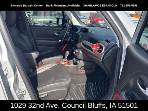 Used 2021 Jeep Renegade Trailhawk w/ Sun & Sound Group image 10