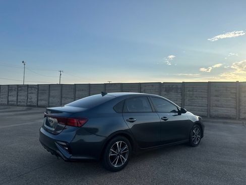 Used 2023 Kia Forte LXS FWD image 19