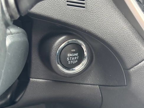 Used 2025 Subaru Ascent Premium AWD/4WD image 24