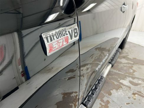 Used 2012 Toyota Tundra Limited image 25