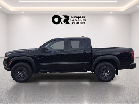 Used 2025 Nissan Frontier PRO-4X w/ Pro Premium Package AWD/4WD image 3