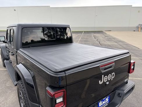 Used 2021 Jeep Gladiator Overland w/ Popular Equipment Package AWD/4WD image 9