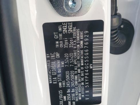 New 2025 Kia Telluride S image 30