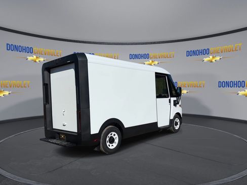 New 2025 Chevrolet Brightdrop 400 image 11