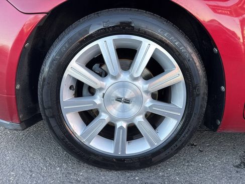 Used 2012 Lincoln MKZ image 2