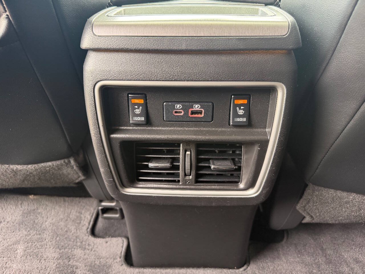 Used 2019 Nissan Murano SL w/ SL Technology Package AWD/4WD image 16