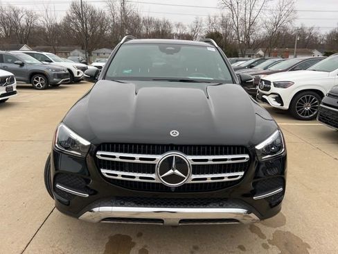 Used 2025 Mercedes-Benz GLE 450e 4MATIC image 2