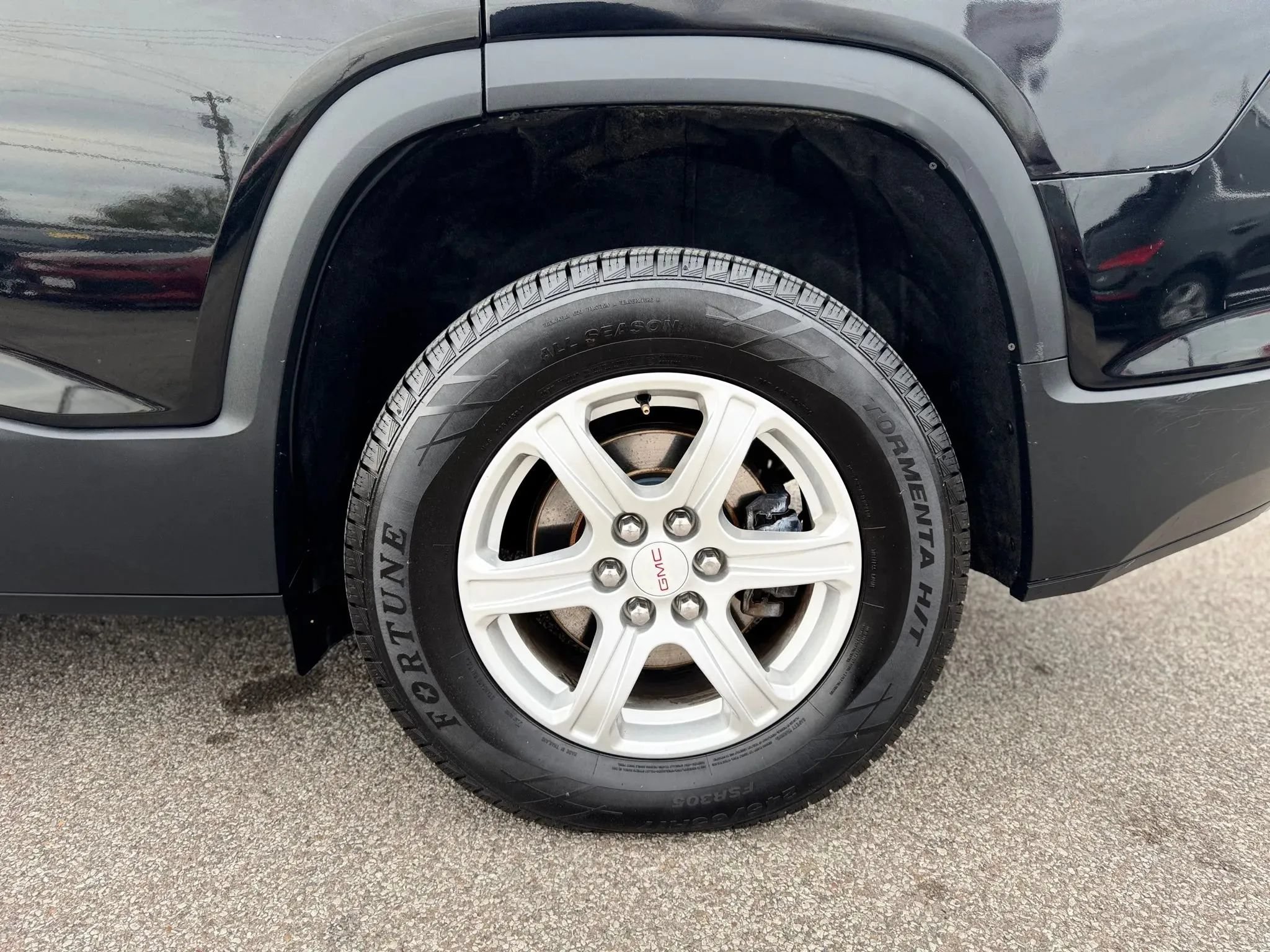 Used 2017 GMC Acadia SLE FWD image 30