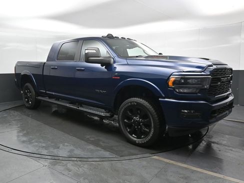 Used 2024 RAM 2500 Limited image 5