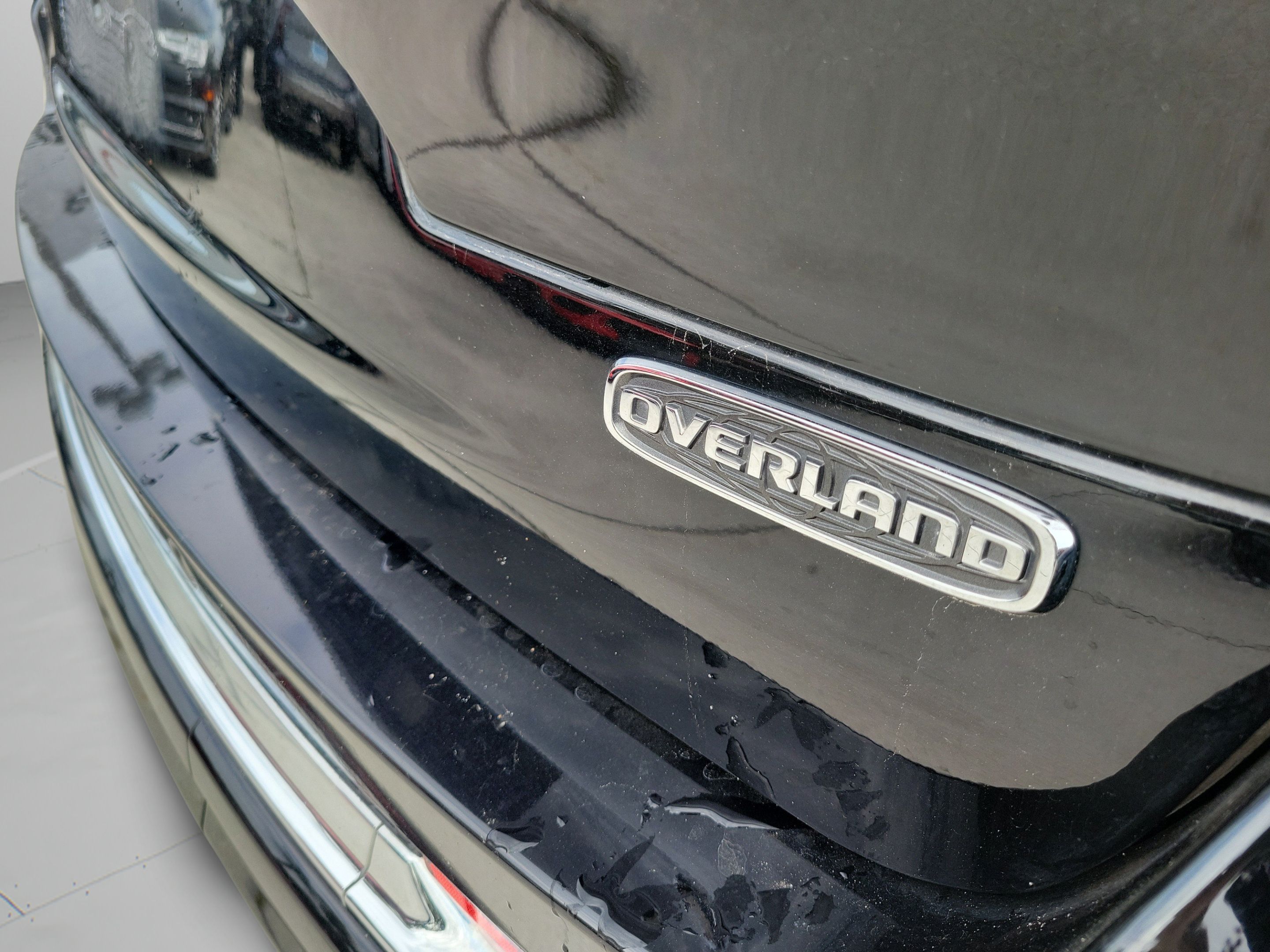 Used 2021 Jeep Grand Cherokee L Overland w/ Luxury Tech Group IV AWD/4WD image 28
