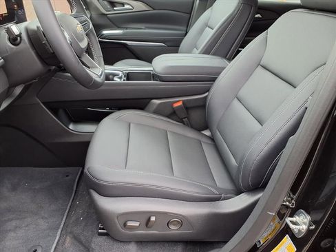 New 2026 Chevrolet Traverse LT w/ Driver Confidence Package image 8