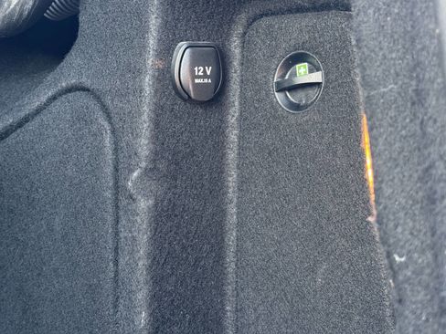 Used 2015 Mercedes-Benz E 350 4MATIC Sedan w/ Premium 1 Package image 16