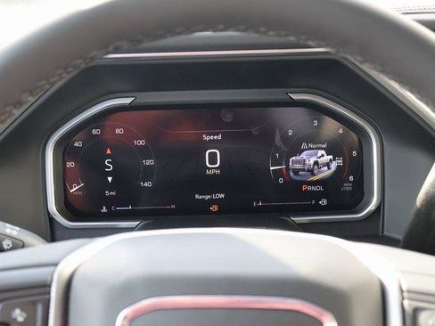 New 2026 GMC Sierra 2500 Denali w/ Denali Reserve Package image 38