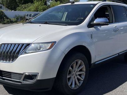 Used 2014 Lincoln MKX FWD w/ Equipment Group 101A