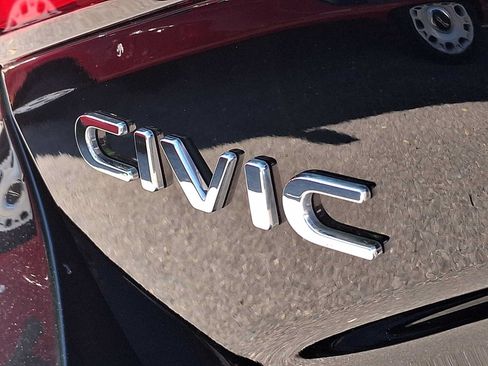 Used 2024 Honda Civic EX-L image 30