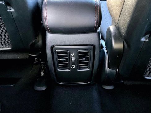 Certified 2024 Dodge Durango R/T image 15