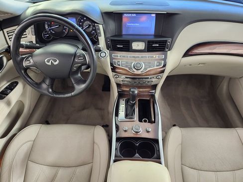 Used 2015 INFINITI Q70 L 3.7 w/ Deluxe Touring Package AWD/4WD image 15